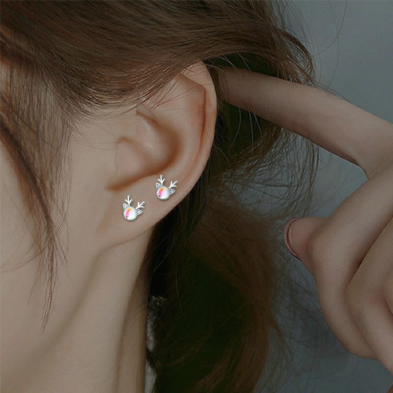 Bông tai tỳ hưu đá moonstone nhân tạo100% bạc s925