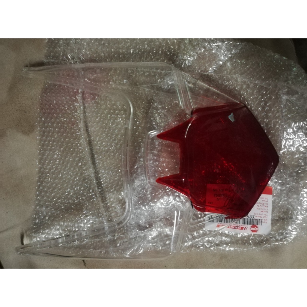 Chụp đèn hậu xe sym Galaxy 50cc