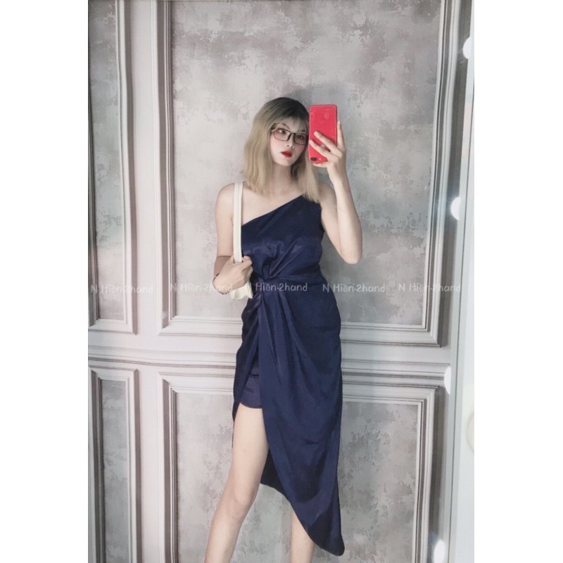 (Hàng thiết kế) Đầm dáng ôm màu xanh navy dự tiệc chất phi lụa lệch vai xẻ đùi nhún xoắn eo sang trọng (kèm ảnh thật) | BigBuy360 - bigbuy360.vn