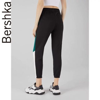 Quần bershka size s