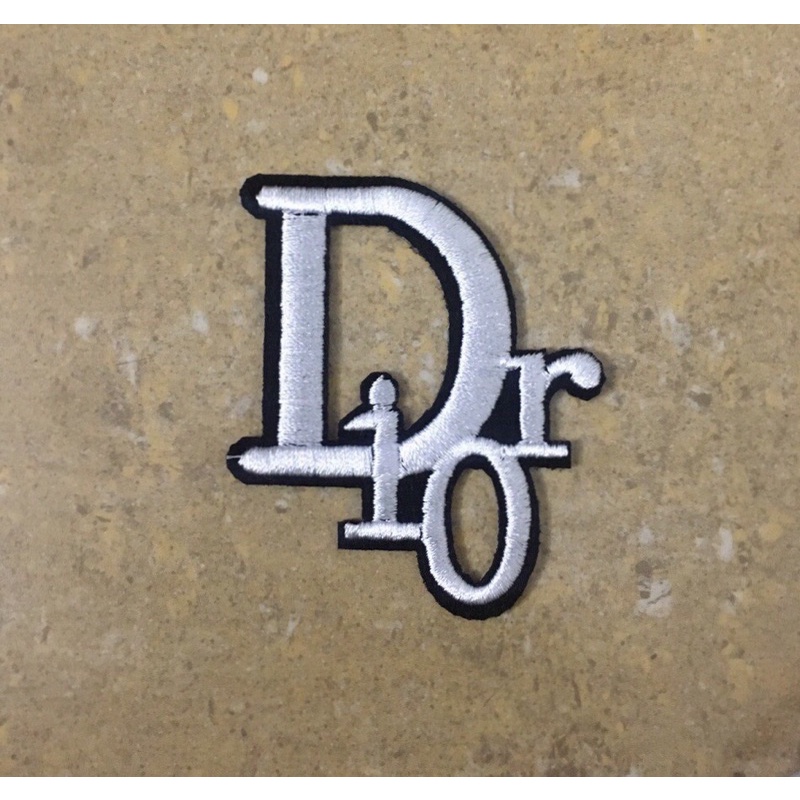 logo Dio thêu . Hàng siêu đẹp .