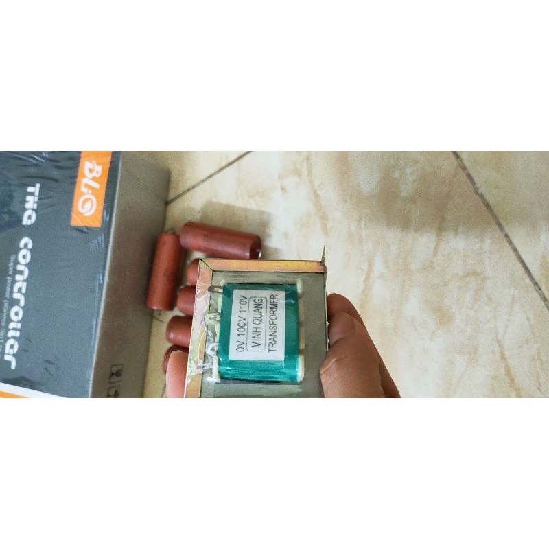 Biến áp 1A 220v ra 110v