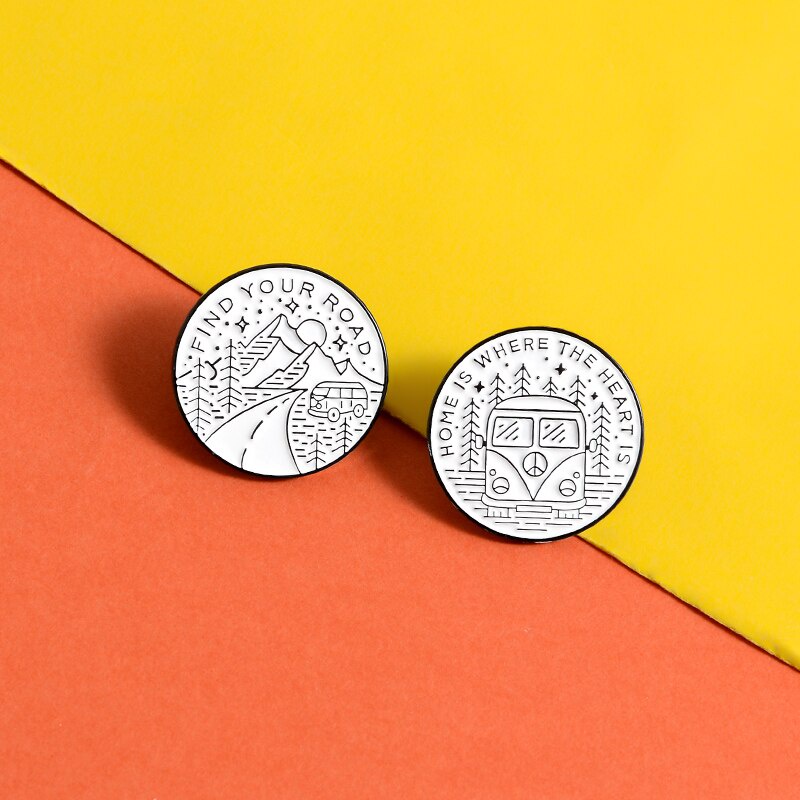 Ghim cài áo hình xe buýt hoạt hình dễ thương