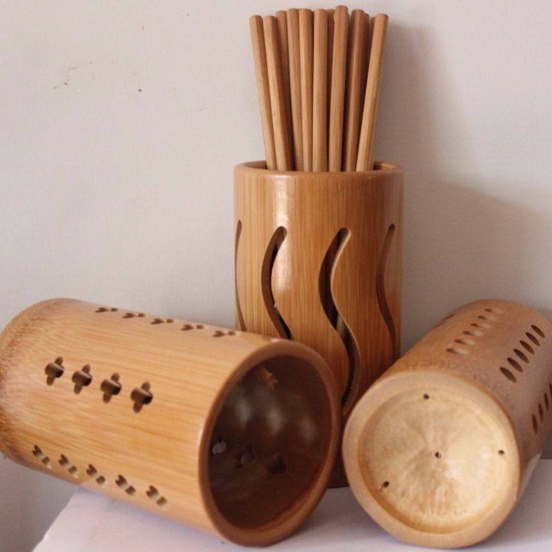 Giá Đỡ Đũa Bằng Gỗ Tre Chạm Khắc Họa Tiết Độc Đáo