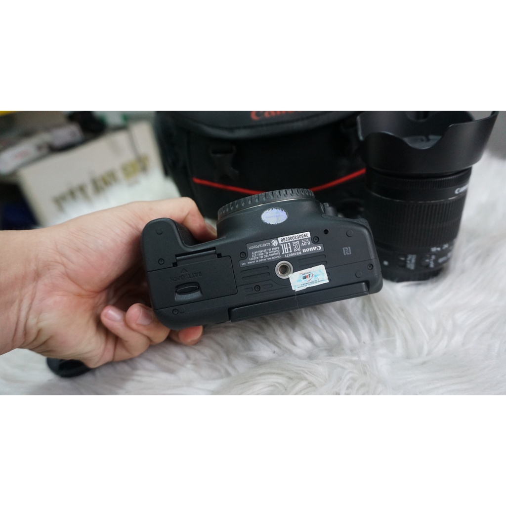 Máy Ảnh Canon EOS 750D Lens kit 18-55mm STM
