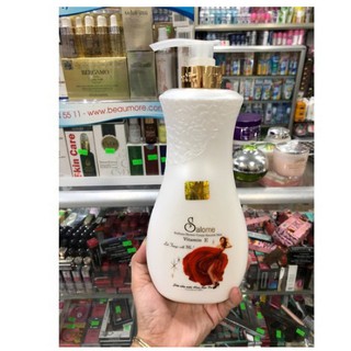 Sữa tắm Salome Ostrich 900ml hương thơm dịu