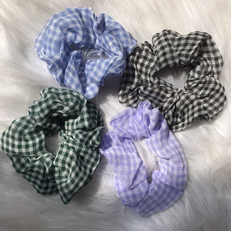 Cột tóc họa tiết Caro