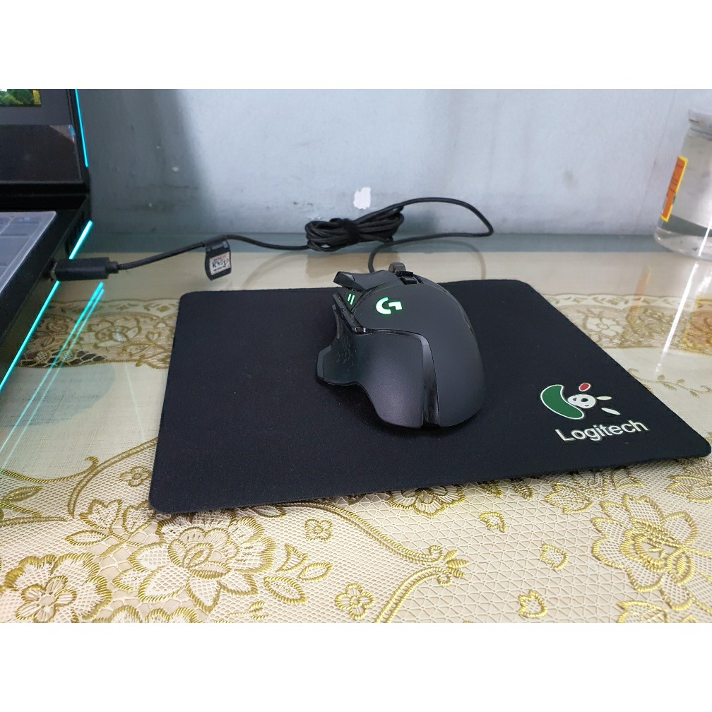 Bàn Di chuột Logitech 18 x 22cm | Lót chuột Logitech mềm nhẹ, dễ dàng cuộn mang đi
