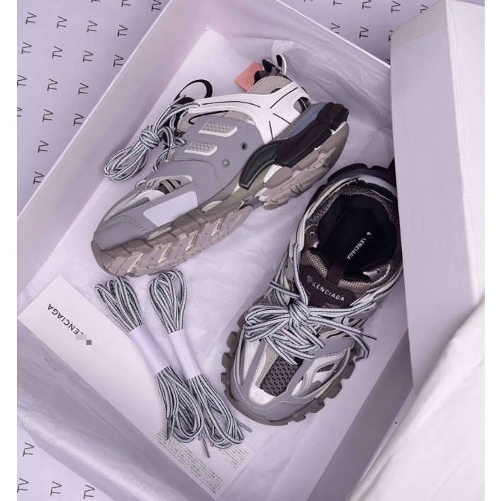 Giày Sneaker Ba Len TRACK 3.0 Xám