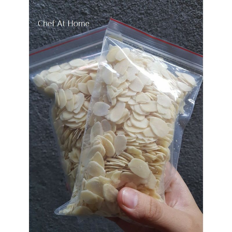 Hạnh nhân cắt lát dùng nấu chè khúc Bạch,trang trí bánh mix các loại...