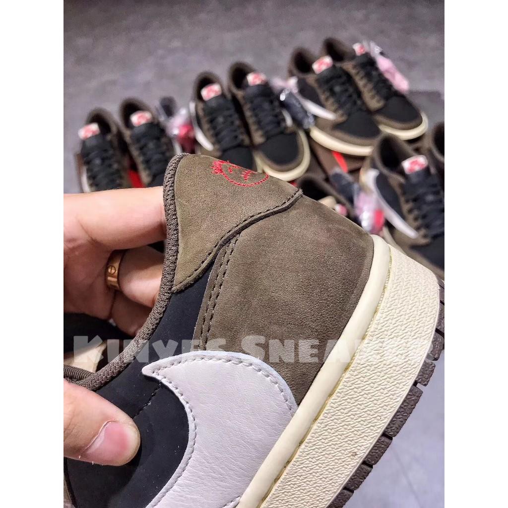 Giày Air Jordan 1 Retro Low x Travis Scott