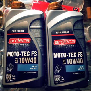 Một chai nhớt Ardeca Moto-Tec FS 10w-40 100% Tổng hợp Sản xuất tại Bỉ