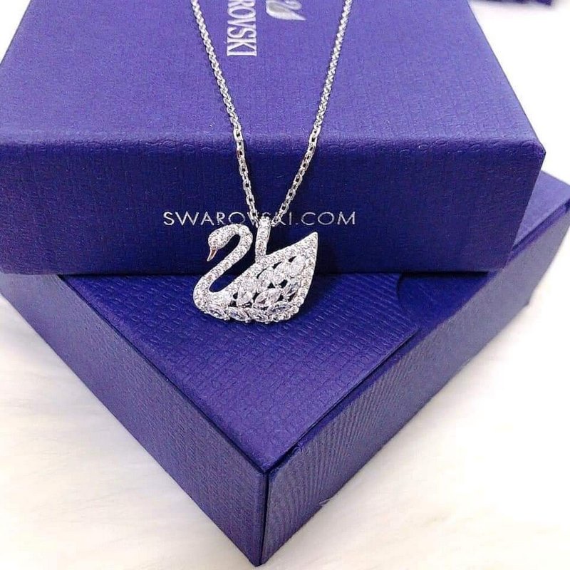 Dây chuyền Swarovski thiên nga lớn đính đá Swarovski 5296469