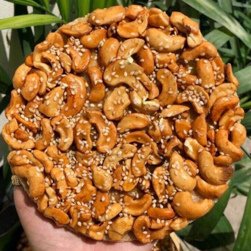 KẸO HẠT ĐIỀU MÈ BÁNH TRÁNG.