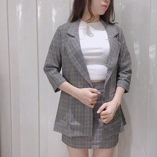 Set vest caro và chân váy ngắn siêu cute