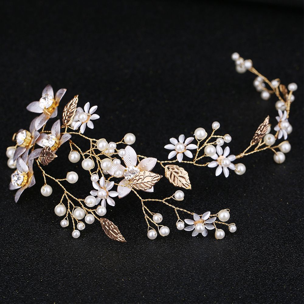 Vòng hoa đội đầu cô dâu đính hạt giả ngọc trai