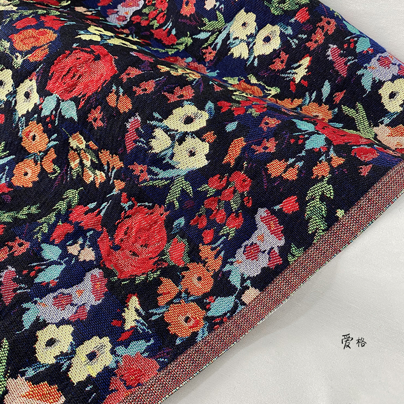 Oil painting jacquard dark blue bottom colored small flowers thickened art woven fabric spring and autumn cheongsam half skirt bag fabric