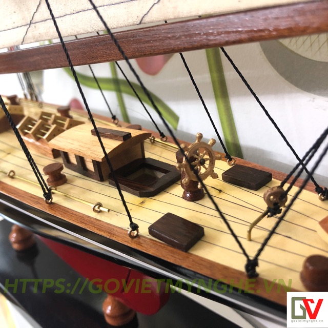 Mô hình trang trí tàu thuyền gỗ - du thuyền đua Shamrock V - Thân dài 50cm - Sơn Đen/Đỏ