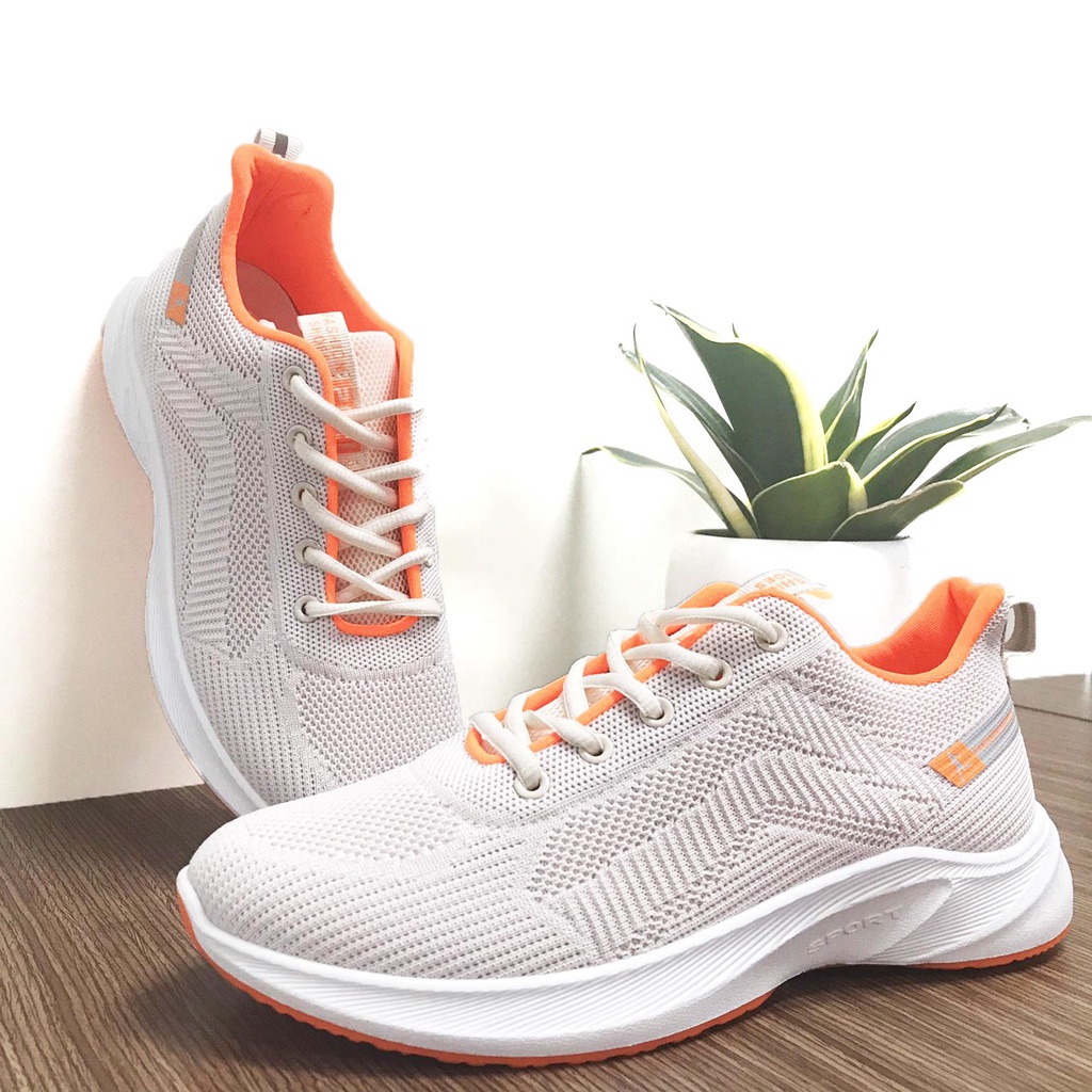 Giày thể thao Sneaker nữ New2021