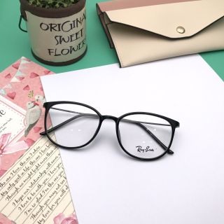 Gọng kính cận càng tăm
