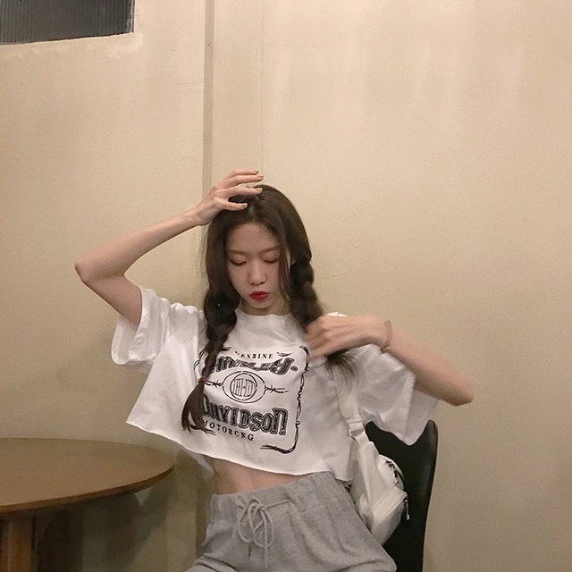 Áo Thun Ngắn Tay Dáng Rộng In Họa Tiết Xinh Xắn Dành Cho Nữ