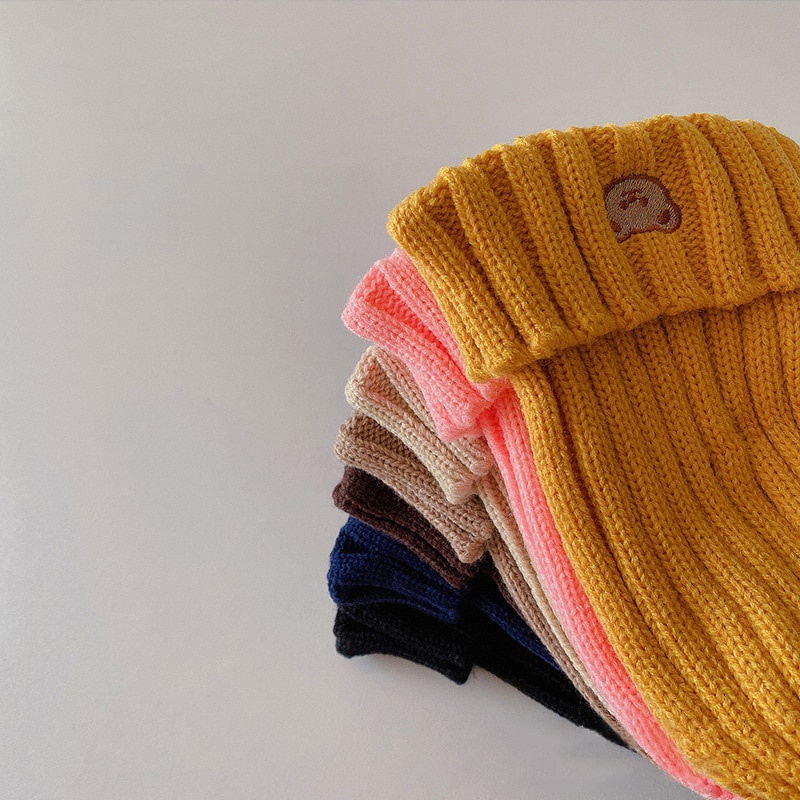 Mũ Beanie Dệt Kim Thêu Hình Gấu Dễ Thương Cho Bé