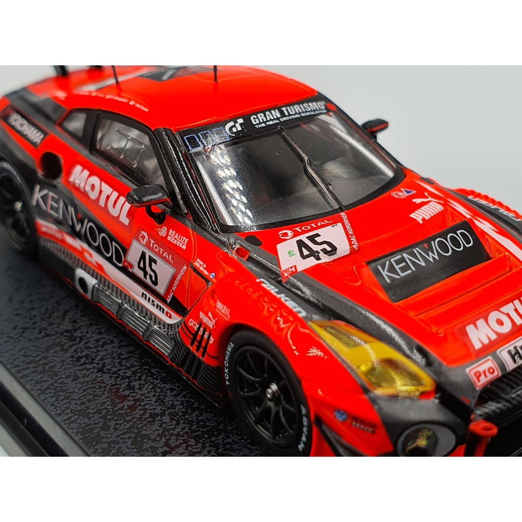 Xe Mô Hình Nissan GT-R Nismo GT3 Nurburgring 24hours 2019 1:64 Tarmac Works ( Cam Dạ Quang )