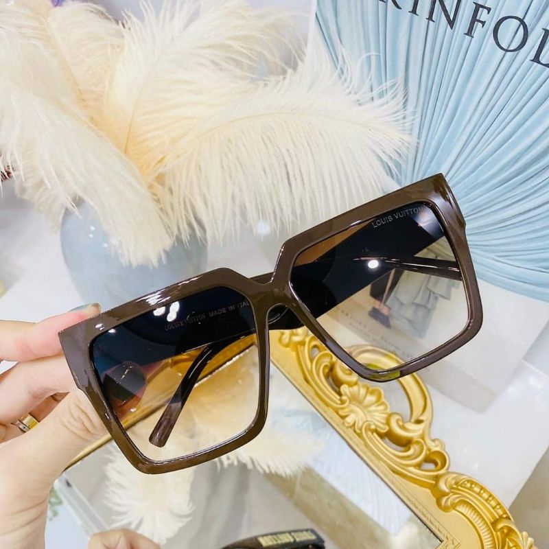 Sỉ Mắt Kính Râm LV