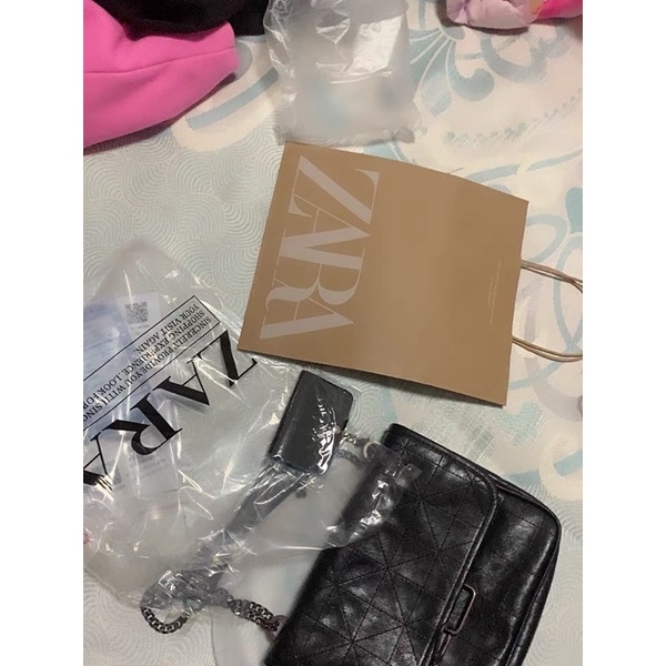 Túi xách dáng Zara