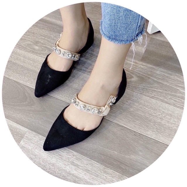 Giày bệt quai đá zara