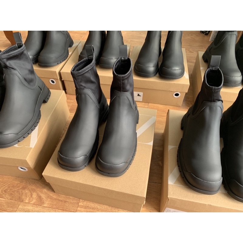 Bốt cổ ngắn zara chất liệu chống thấm nước hàng xuất dư | BigBuy360 - bigbuy360.vn