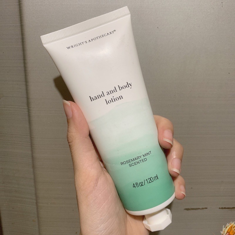 THANH LÝ HAND AND BODY LOTION VICTORIA SECRET