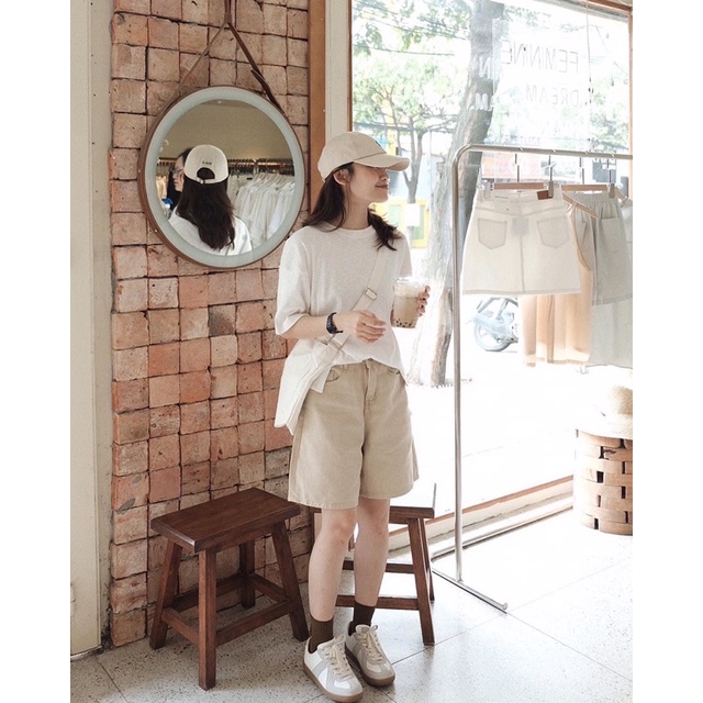 Áo thun mềm mịn nhấn phần tà áo so le