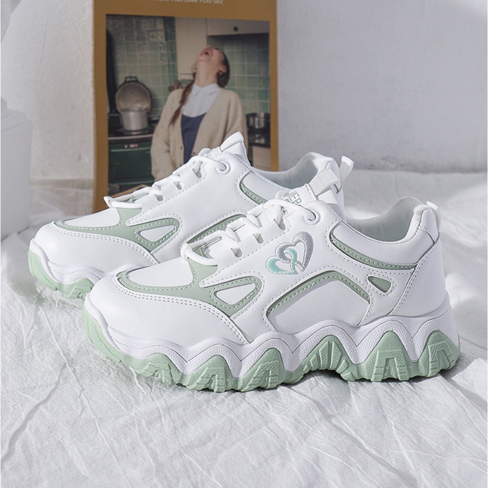 Giày Thể Thao Nữ Sneaker đế mềm vải lưới thoáng khí kết hợp tăng chiều cao trái tim