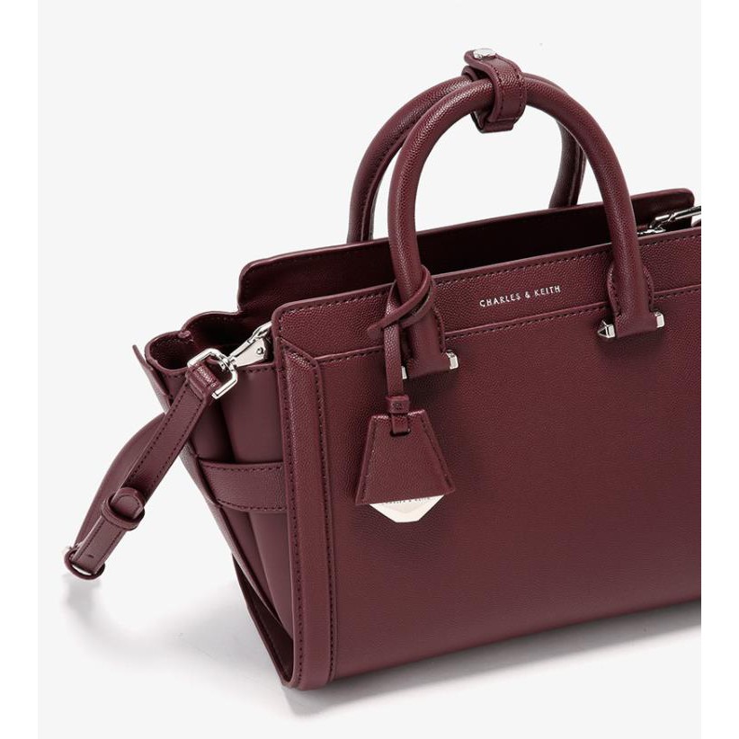 CHARLES & KEITH Siêu Chuẩn