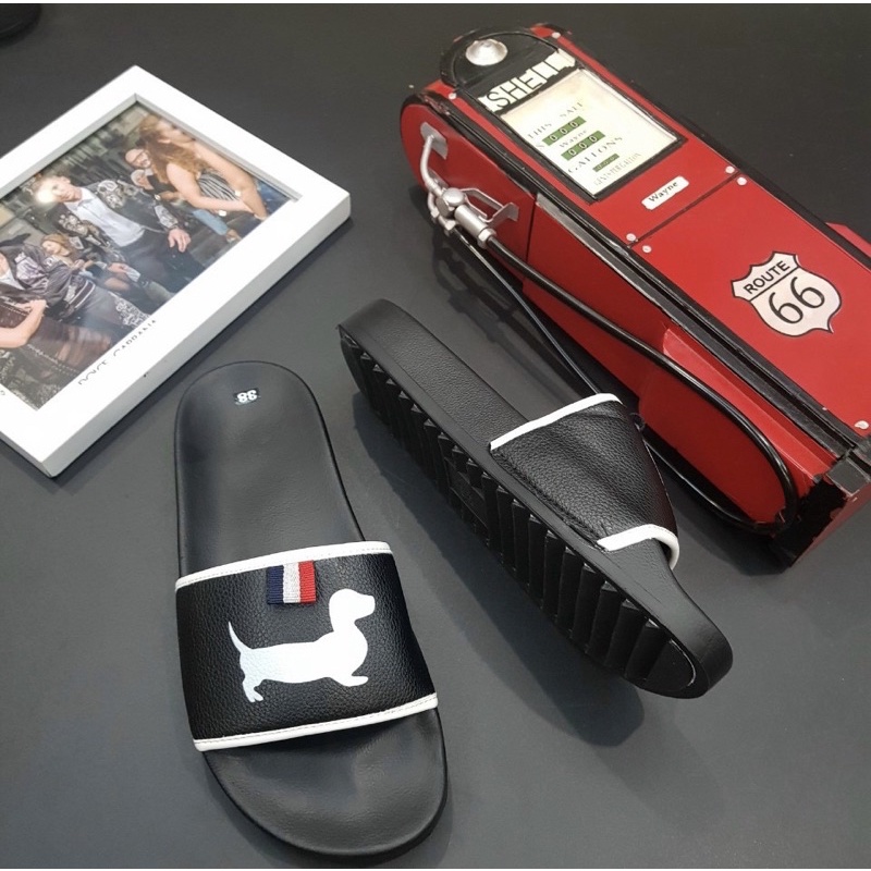 Dép quai ngang thời trang có hoạ tiết trẻ trung, Dép mùa hè phong cách giới trẻ btshop từ 38 đến 42