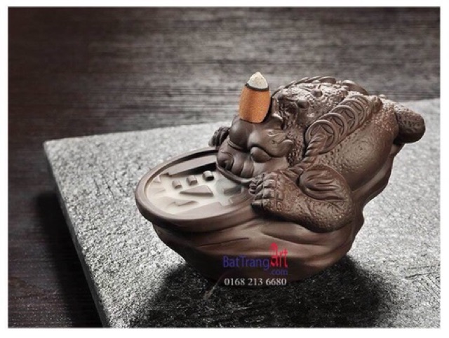 Thác khói trầm hương cóc ngậm tiền tài tặng 5 nụ | BigBuy360 - bigbuy360.vn