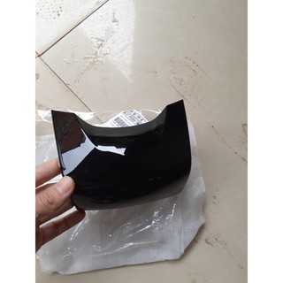 Mặt nạ nhỏ dưới Janus Yamaha - Đen