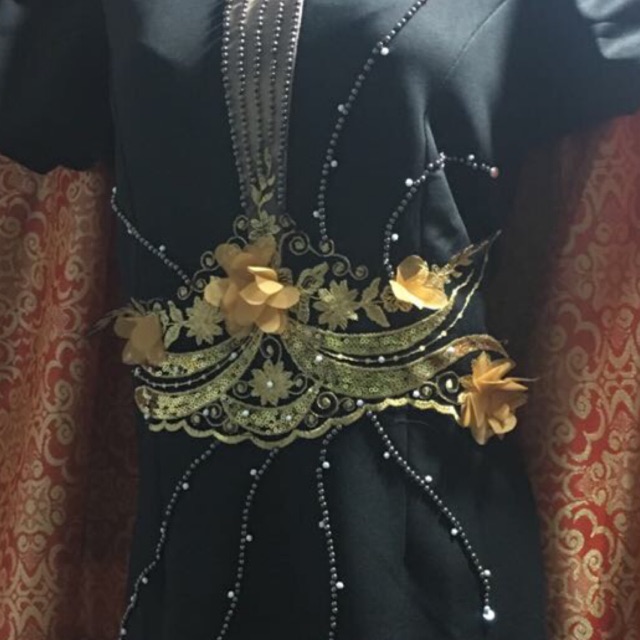 ĐẦM TRUNG NIÊN