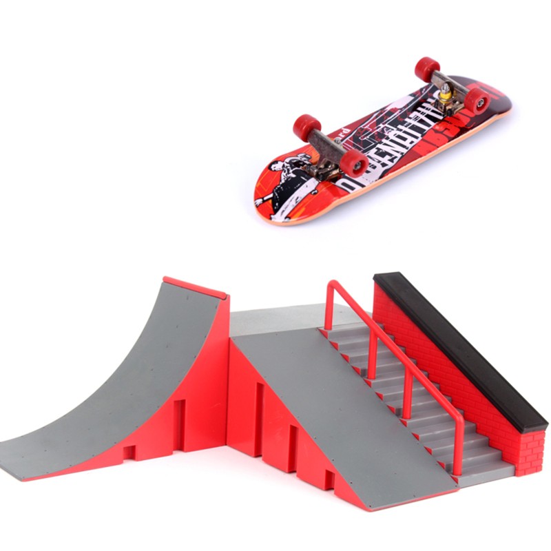 WM Finger Skate Park Kit Ramp Part with 1 Finger Skateboard Mini Scooter Scene Prop
