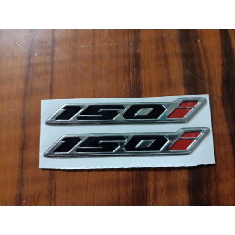 Bộ 2 chữ nổi dán xe 150i dán xe Click Vario đời mới