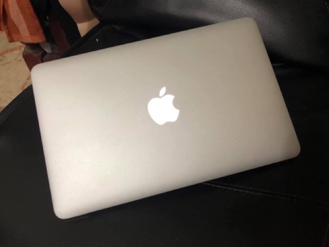 Macbook air 2010 MC505 đẹp keng giá rẻ