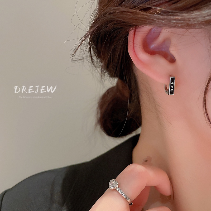 DREJEW Bông Tai Chữ Thời Trang Hàn Quốc Dễ Phối Đồ