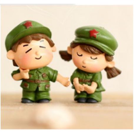 Phụ kiện trang trí tiểu cảnh mini Cặp đôi lính bộ đội bác sỹ