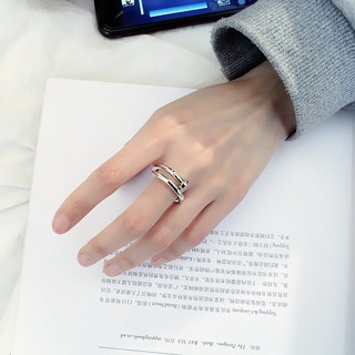 Nhẫn Hình Cây Đinh Cá Tính