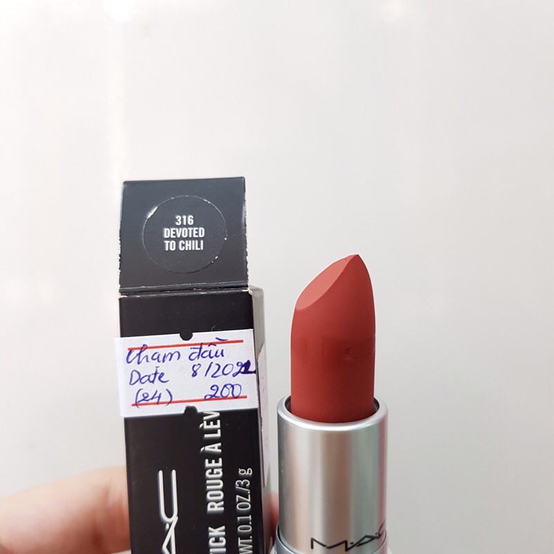 Thanh lý son MAC Powder Kiss màu Devoted To Chili lỗi như hình (Inbox số cụ thể để được hình chi tiết lỗi) | BigBuy360 - bigbuy360.vn