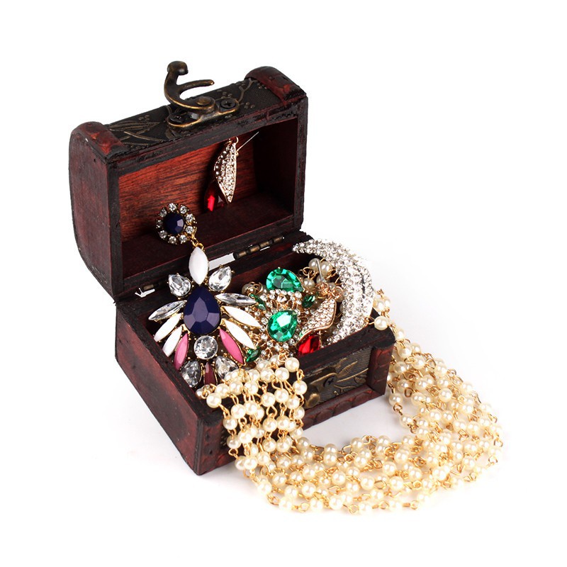 Hộp gỗ đựng trang sức kích thước 8cm x 6.5cm x 6cm