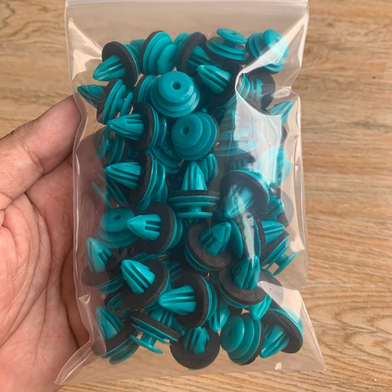 50 Chốt tappi cửa xe ô tô hàng loại 1