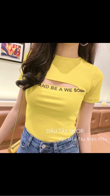 áo thun body hở ngực in chữ