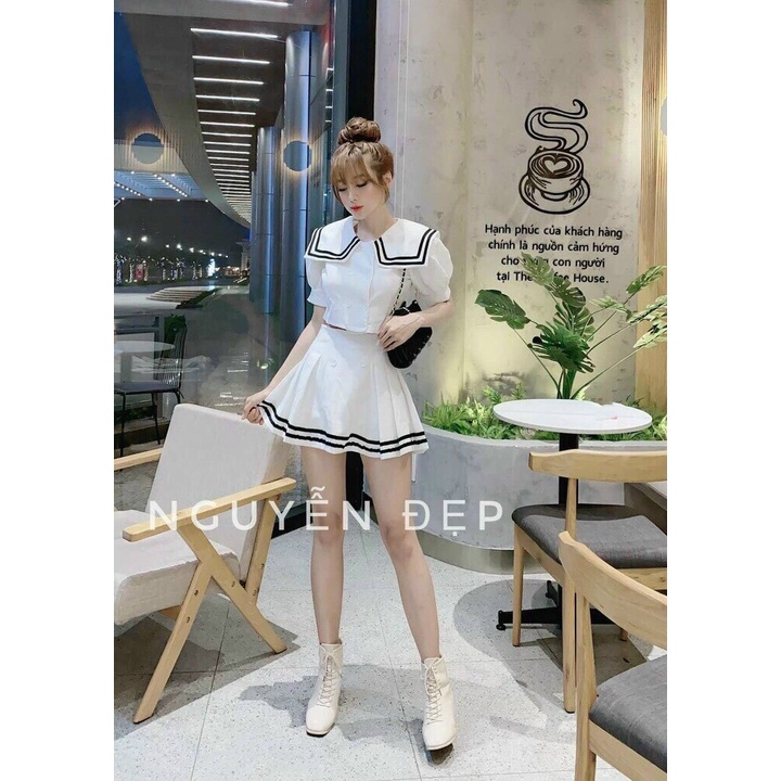 Sét váy tiểu thư dáng áo croptop cổ thời trang phối viền kẻ đen mix với chân váy xòe xếp li siêu xinh 2 màu đen và trắng